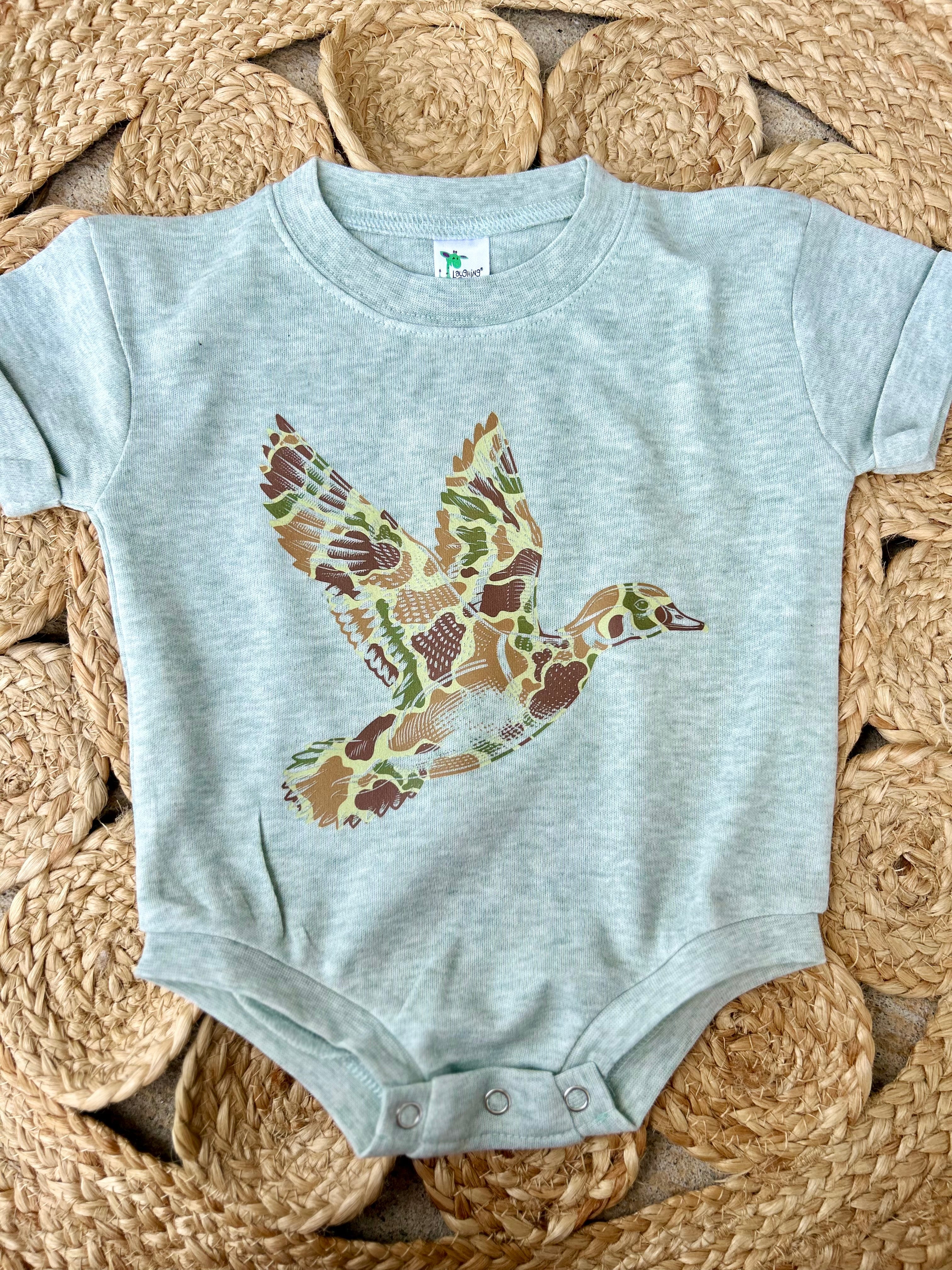 Distressed Camo Duck Bubble
