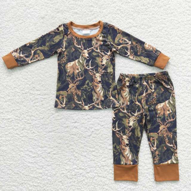 Deer Hunting Cozy Set