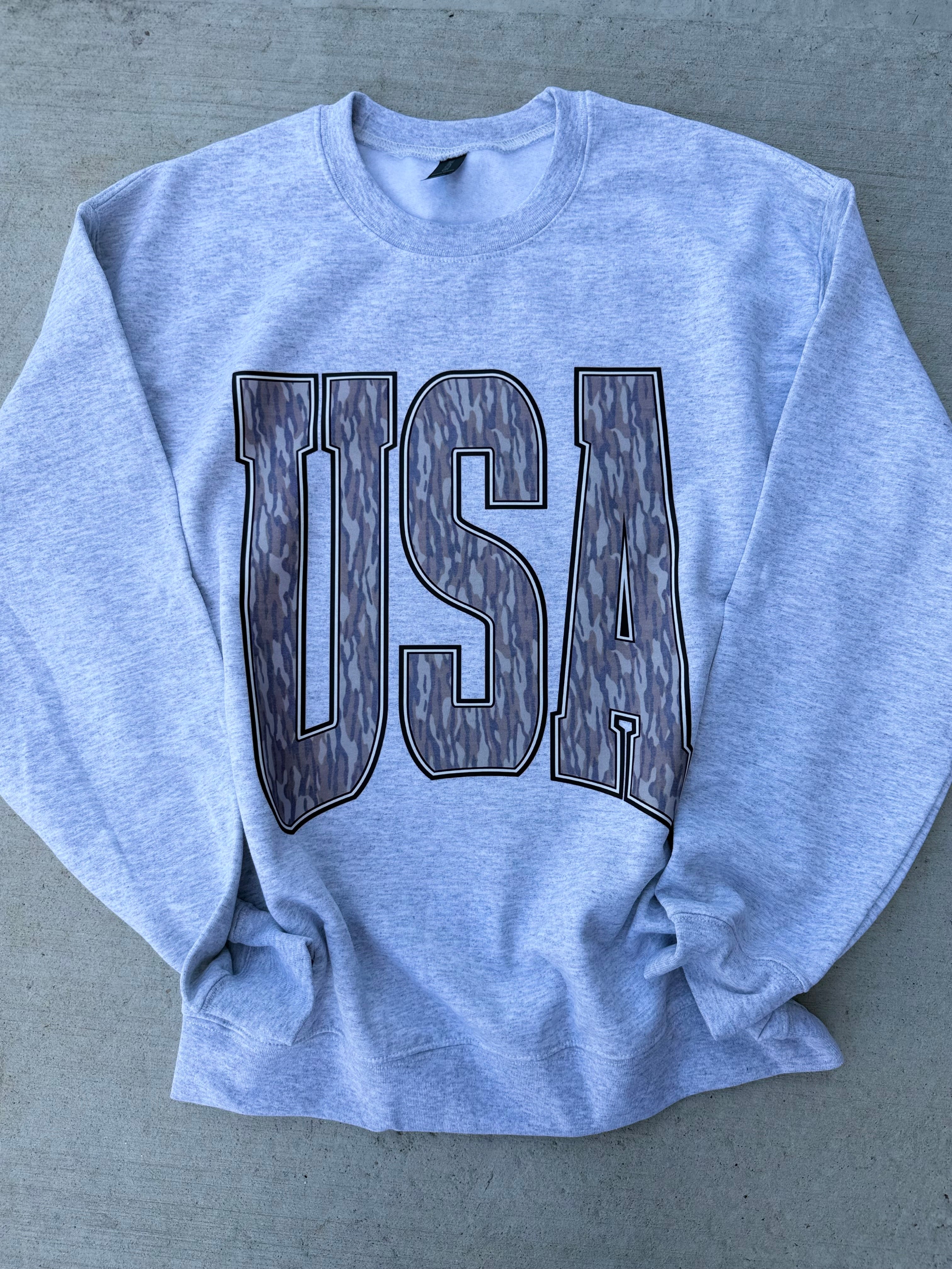 Camo USA Crewneck | Ash